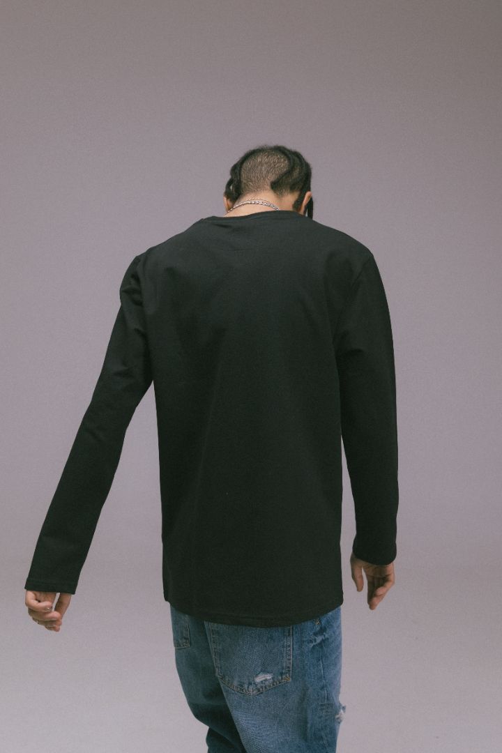 "Who Are You?" Longsleeve - basics